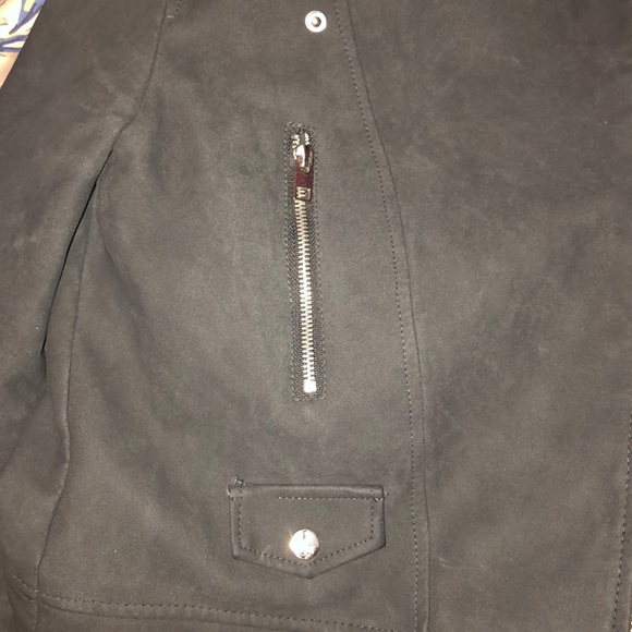 Thick and warm black leather jacket - Picture 3 of 4